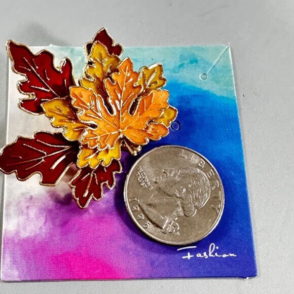 Autumn Leaves Lapel Pin Fall Harvest Brooch Badge Accessories Jewelry Gift Pin - Picture 2 of 8